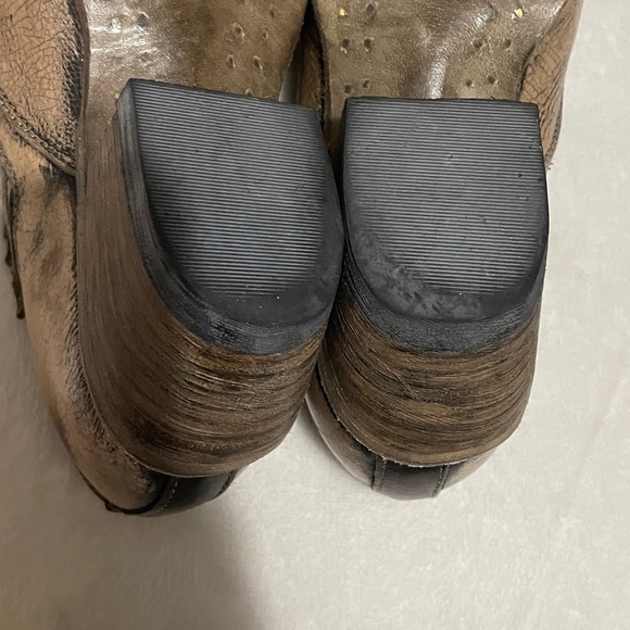 Freebird Wyoming Metallic Bronze Leather Western Ankle  Bootie Sz 7M - Picture 6 of 12